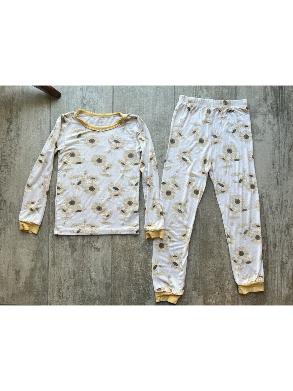 $45 MILKBERRY Pajamas Boutique Designer Bamboo 2 Piece Pj Set Girls Sunflower 4T